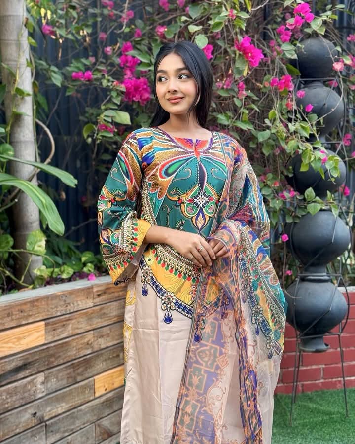 Trendy Digital Three Piece